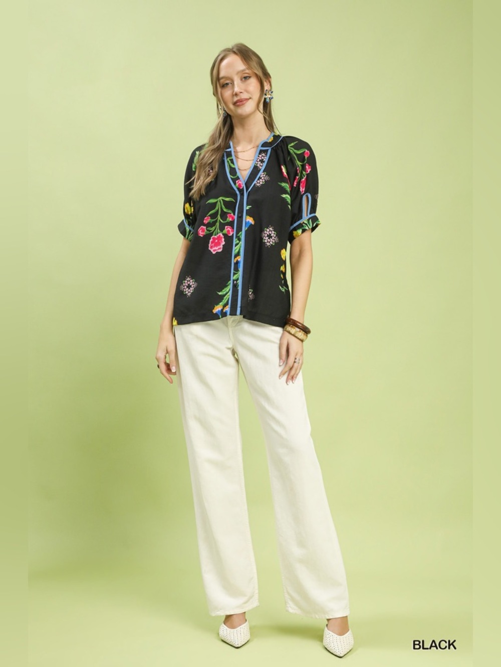 Umgee Botanical Print Contrast Trim Button Blouse🛍️